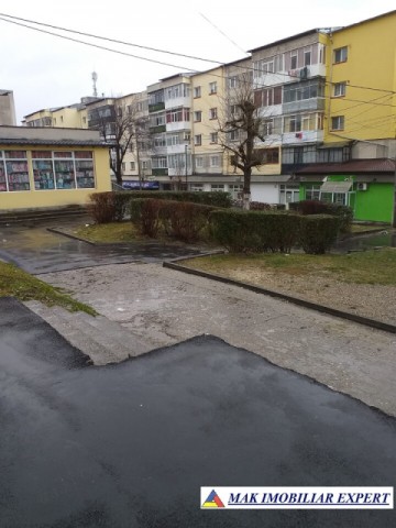 spatiu-comercial-parter4-campulung-22