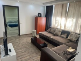 apartament-2-camere-situat-pe-splai-bahlui450-eurorenovat-in-vara-anului-2022-1