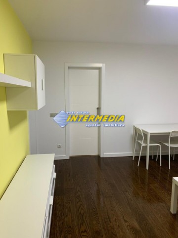 casa-noua-cu-4-camere-de-inchiriat-in-alba-iulia-mobilata-si-utilata-la-430-euro-16
