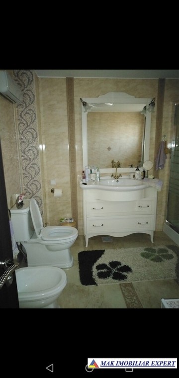 vila-5-camere-cu-teren-385-mp-de-vanzare-in-berceni-bucuresti-ilfov-proprietate-moderna-si-spatioasa-16