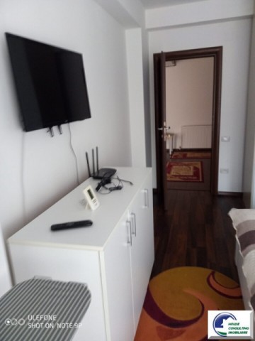 predeal-apartament-cu-2-camere-situat-semicentral-18