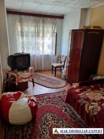 apartament-3-camere-cf-1-et-14-campulung-2