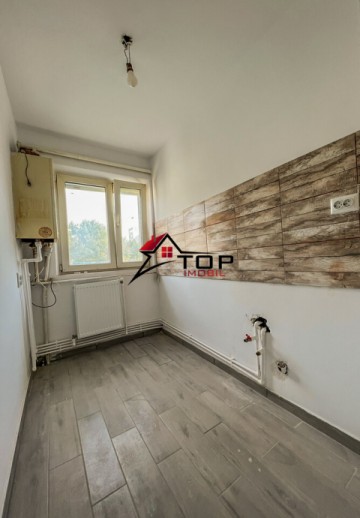 apartament-2-camere-alexandru-cel-bun-5