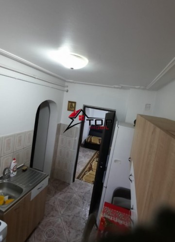 apartament-2-camere-decomandat-alexandru-cel-bun-4