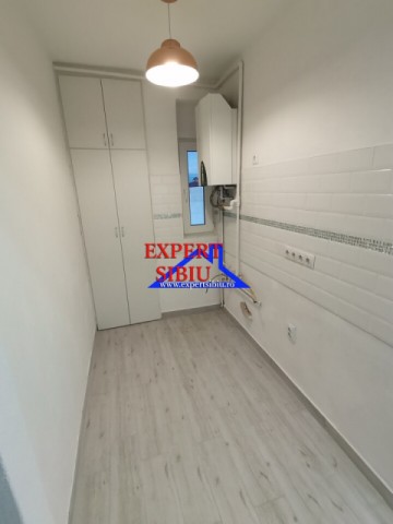 vand-apartament-2-camere-recent-renovatzona-mihai-viteazul-4