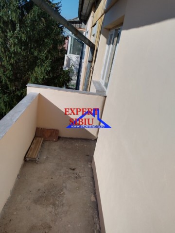 vand-apartament-2-camere-recent-renovatzona-mihai-viteazul-6