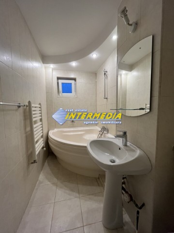 apartament-cu-2-camere-de-inchirat-alba-iulia-mobilat-si-utilat-zona-bulevard-transilvania-9