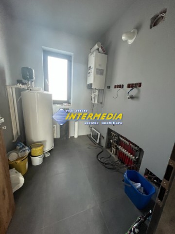 casa-noua-pe-un-nivel-cu-4-camere-de-vanzare-in-alba-iulia-cu-finisaje-de-buna-calitate-15