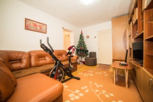 apartament-2-camere-podu-ros-decomandat-circular-etaj-1