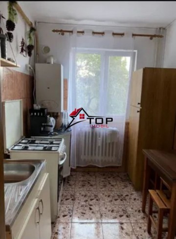 apartament-3-camere-semidecomandat-podu-ros-cantemir-3