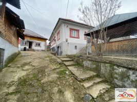 case-in-asamblu-de-3-corpuri-in-suprafata-de-200-mp-teren-1273-mpin-pucheni-dambovita-pret-45000-euro-neg-4