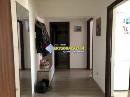 vanzare-apartament-2-camere-decomandate-in-alba-iulia-zona-cetate-mobilat-si-utilat-complet-si-loc-parcare-3