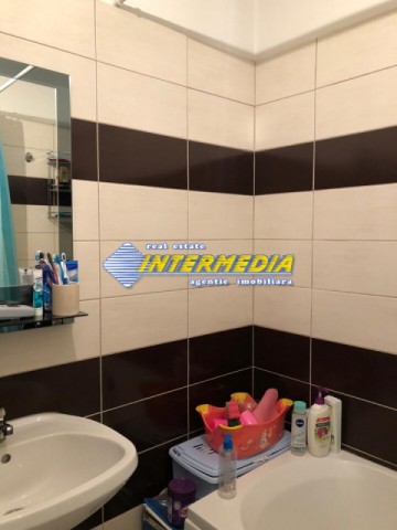 vanzare-apartament-2-camere-decomandate-in-alba-iulia-zona-cetate-mobilat-si-utilat-complet-si-loc-parcare-6