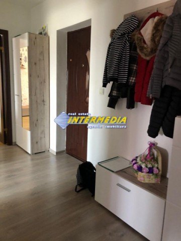 vanzare-apartament-2-camere-decomandate-in-alba-iulia-zona-cetate-mobilat-si-utilat-complet-si-loc-parcare-44