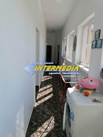 apartament-cu-3-camere-de-inchiriat-finisat-mobilat-si-utilat-in-cetate-alba-iulia-2