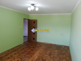 apartament-2-camere-decomandat-finisat-de-inchiriat-in-ampoi-3-etaj-1-2