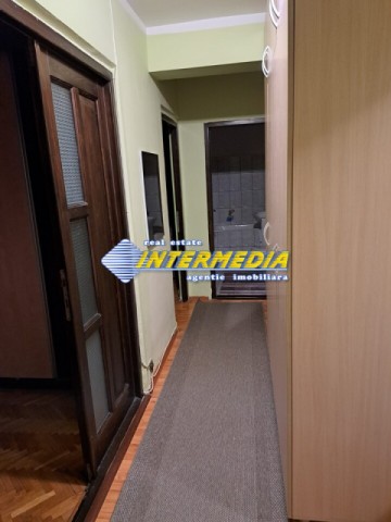 apartament-3-camere-decomandat-de-inchiriat-alba-iulia-zona-centru-6