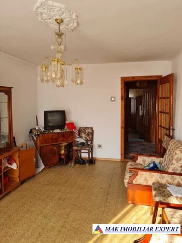 gasca-zurli-apartament-2-camere-cf-1-et-44-campulung-1