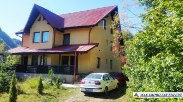 vila-8-camere-teren-2150-mp-de-vanzare-in-podul-dambovitei-arges