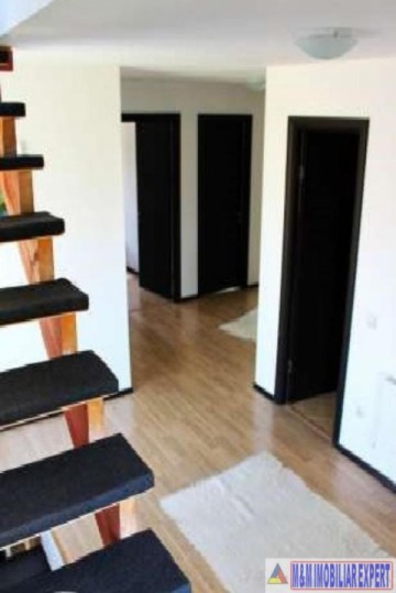 vila-8-camere-teren-2150-mp-de-vanzare-in-podul-dambovitei-arges-20
