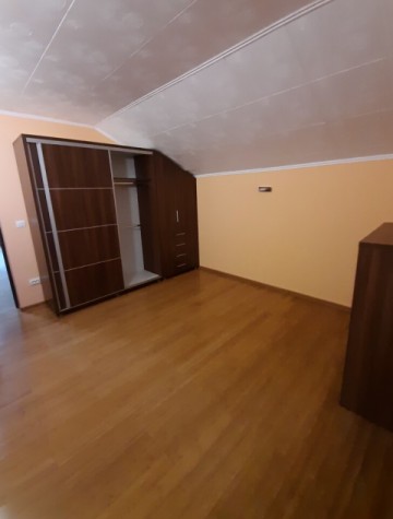 casa-5-camere-180-mp-teren-440-mp-pret-130000-euro-10