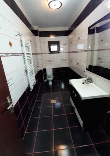 casa-5-camere-180-mp-teren-440-mp-pret-130000-euro-11