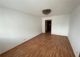 apartament-cu-3-camere-plaza-romania-0