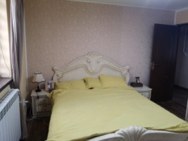 casa-4-camere-p1-situata-in-manastirea-doamnei-pret-180000-euro-neg-1