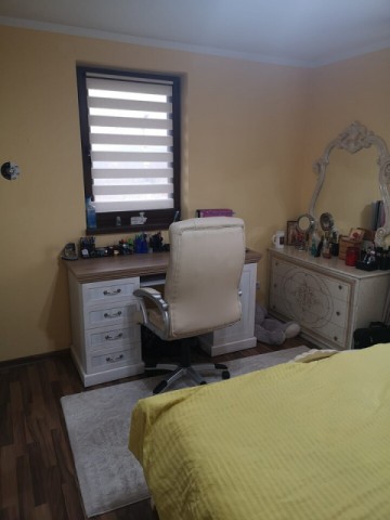 casa-4-camere-p1-situata-in-manastirea-doamnei-pret-180000-euro-neg-2