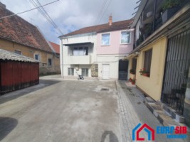 apartament-cu-garaj-in-sibiu-zona-ultracentrala-1