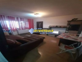 apartament-cu-4-camere-de-vanzare-in-alba-iulia-zona-bulevardul-transilvania