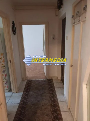apartament-cu-3-camere-de-vanzare-in-cetate-zona-bulevard-bloc-de-caramida-4