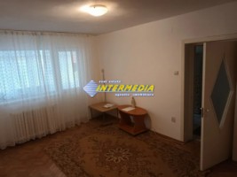 apartament-cu-3-camere-de-vanzare-in-cetate-zona-bulevard-bloc-de-caramida-7