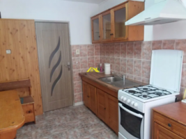 apartament-3-camere-decomandate-in-cetate-3