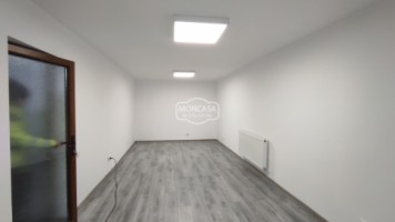 spatii-pentru-birouri-salon-cosmetica-zona-bulevard-sala-polivalenta