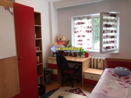 apartament-4-camere-de-vanzare-etajul-1-zona-ampoi-3-1