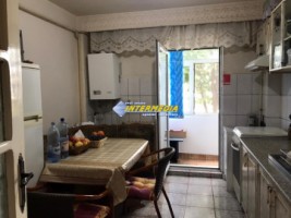 apartament-4-camere-de-vanzare-etajul-1-zona-ampoi-3-5