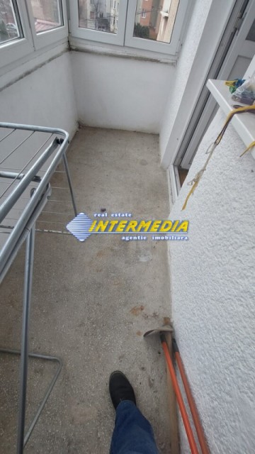 apartament-cu-2-camere-de-vanzare-cetate-etaj-intermediar-6