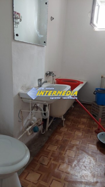apartament-cu-2-camere-de-vanzare-cetate-etaj-intermediar-8