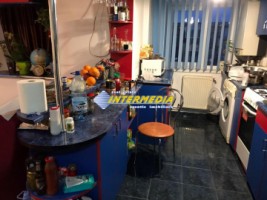 apartament-2-camere-de-vanzare-cetate-zona-mercur-4