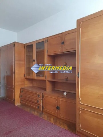 apartament-cu-2-camere-de-vanzare-in-cartier-cetate-mobilat-si-utilat-5