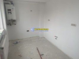 apartament-cu-2-camere-de-vanzare-in-centru-bloc-nou-etaj-2-0