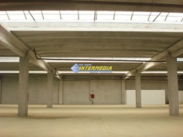hala-betonata-cu-teren-si-utilitati-350-mp-in-alba-iulia-zona-centru