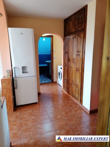 ciudatul-de-inchiriat-apartament-2-camere-cf1-et-44-grui-campulung-muscel-arges-4