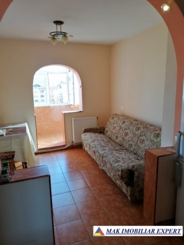 ciudatul-de-inchiriat-apartament-2-camere-cf1-et-44-grui-campulung-muscel-arges-5