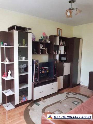 apartament-2-camere-c3-etaj-44-campulung