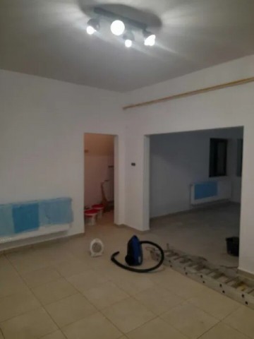 central-spatiu-biroucomercial-45mp-utili-la-79000-euro-0