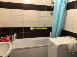 apartament-2-camere-decomandate-de-inchiriat-in-alba-iulia-zona-cetate-orhideelor-mobilat-si-utilat-complet-si-loc-parcare-33