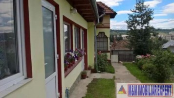 vila-stil-5-camere-teren-1750-mp-campulung-5