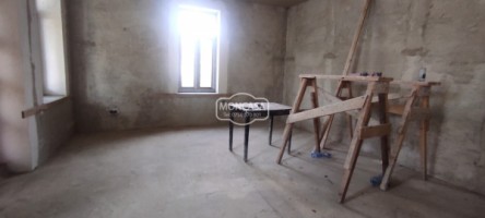 casa-batraneasca-in-curs-de-renovare-zona-icbratianu-6